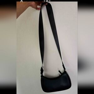 Elegant Black Women's Shoulder Bag